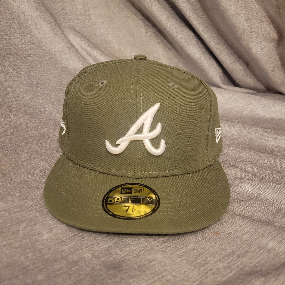 Green Baseball Cap With Embroidered Script - image 1